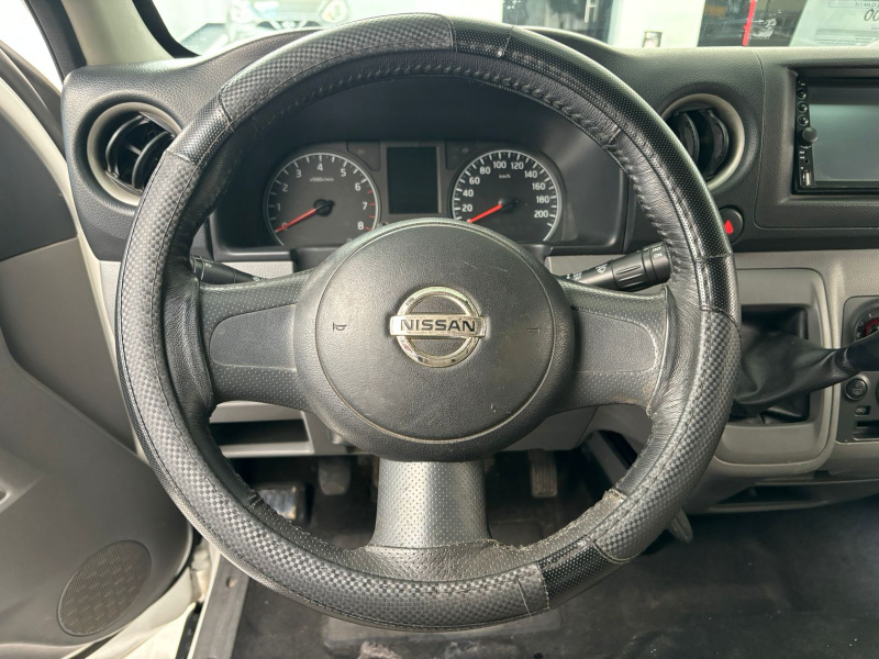 Nissan Urvan NV350 Pasajeros 4 pts. TM5, a/ac., VE, CD, 12 pas. 2016
